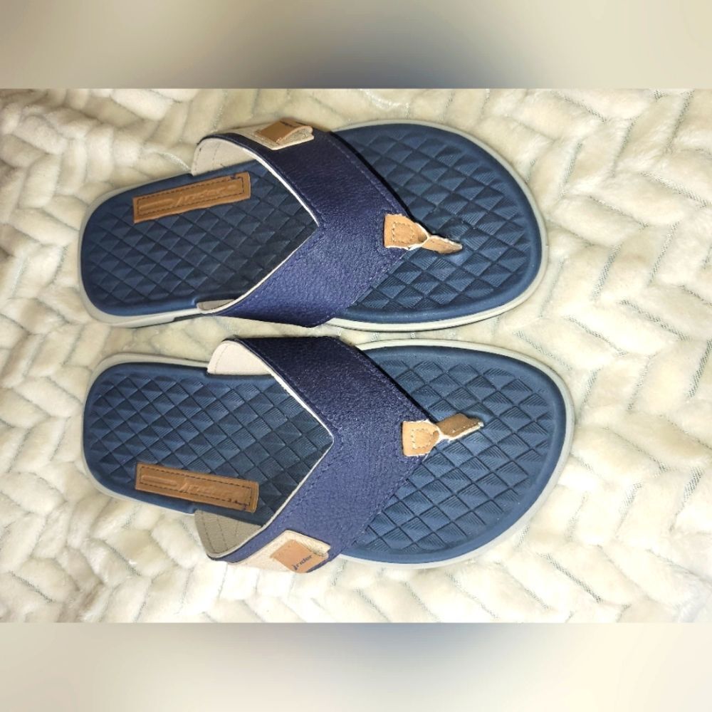 Rider Sandals, Men's sz 8, Navy & Tan.